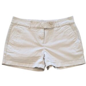 Vineyard Vines Women's Khaki Shorts Size 6